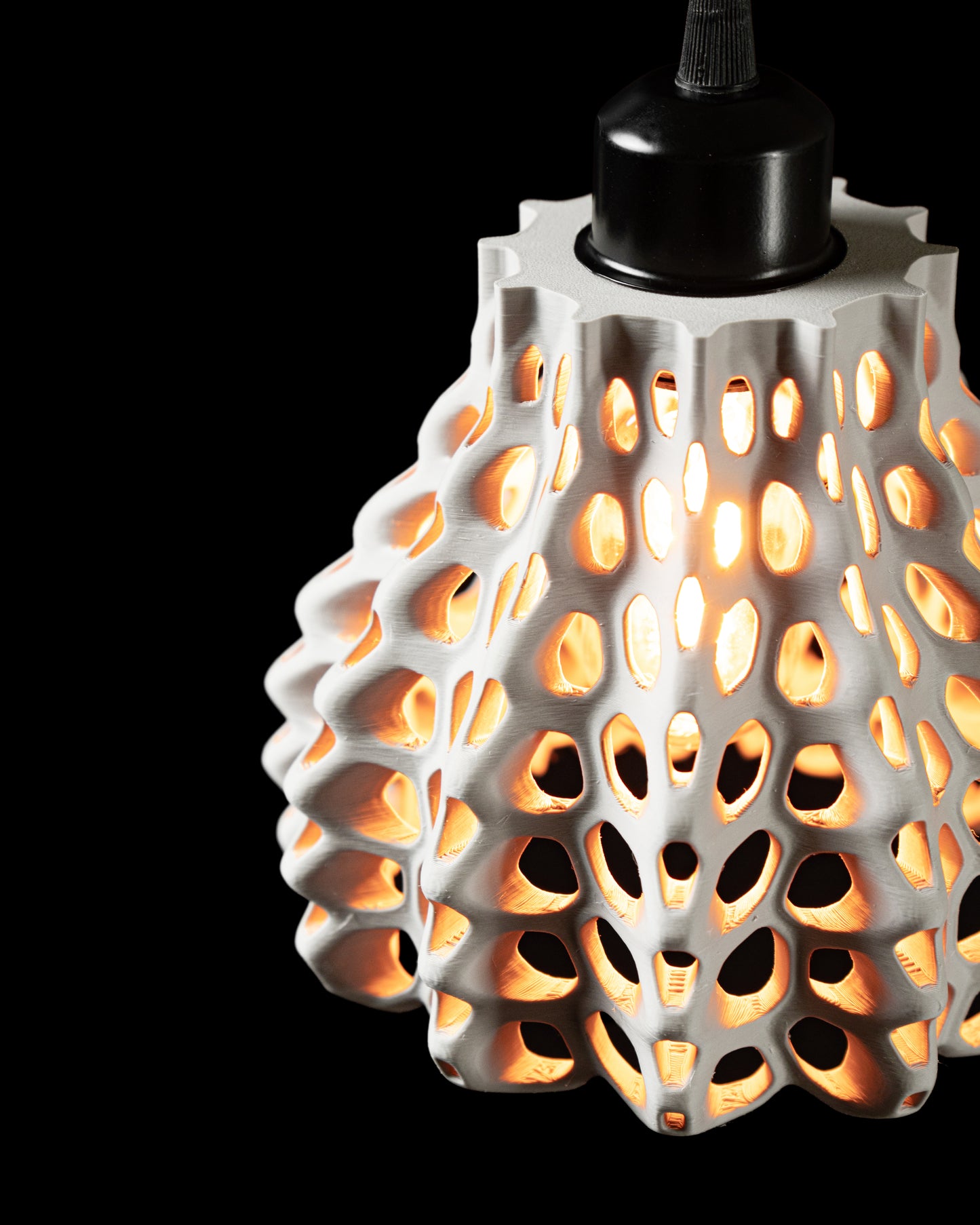 Hive Stropné tienidlo