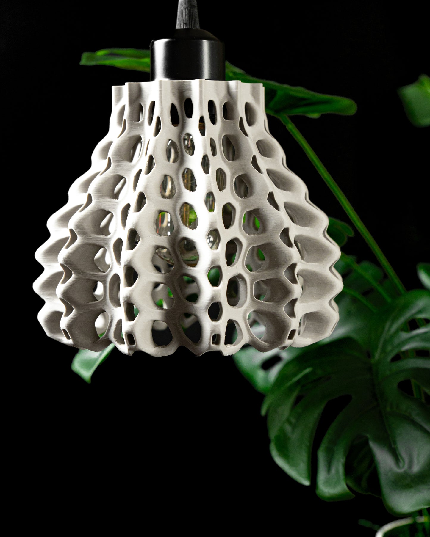 Hive Stropné tienidlo