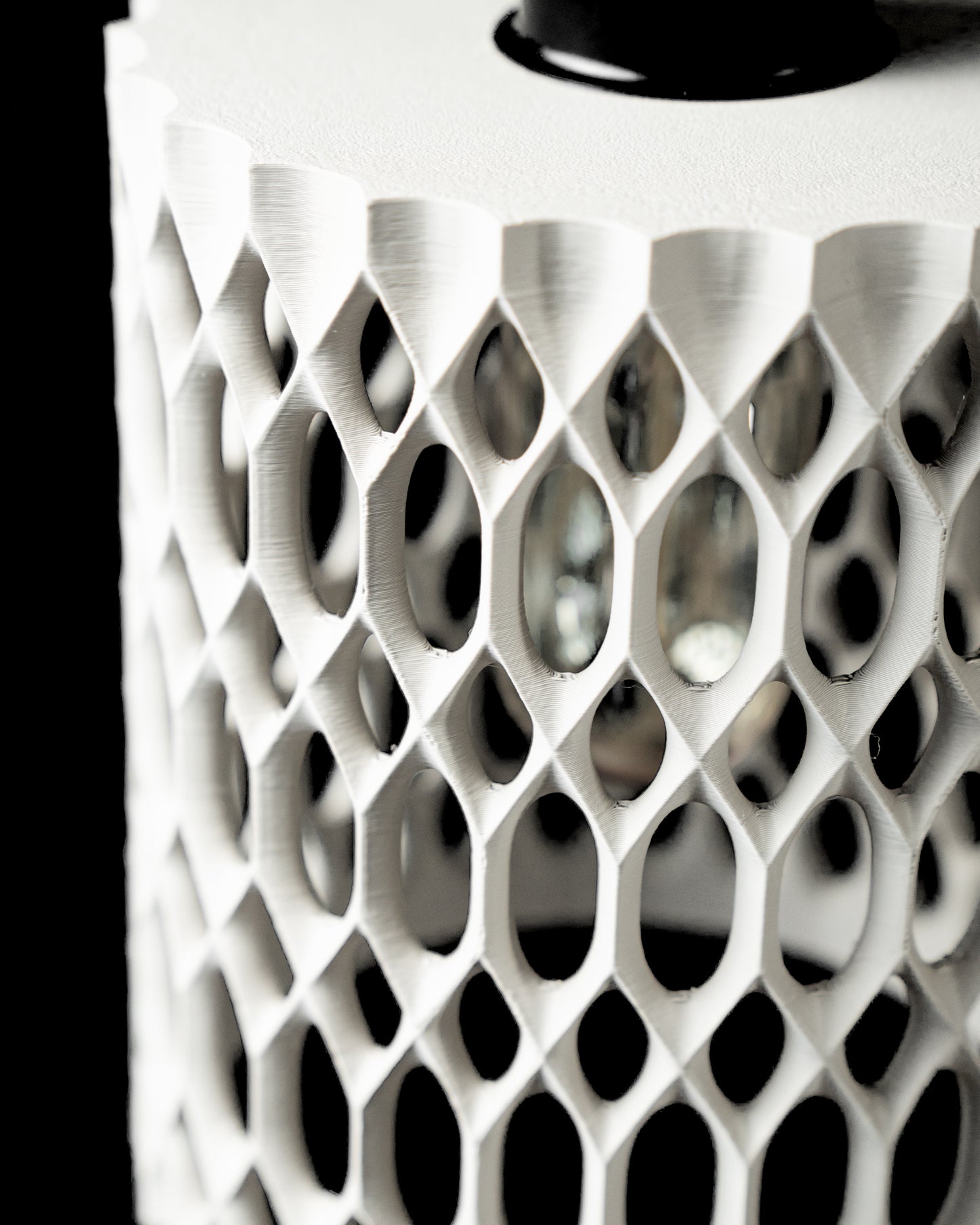 Chain 2 Stropné tienidlo